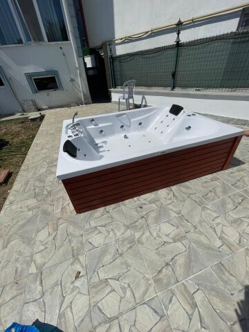 150x200 Vicca Jakuzi